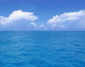 تفسير حلم البحر للرجل والعزباء والمتزوجة